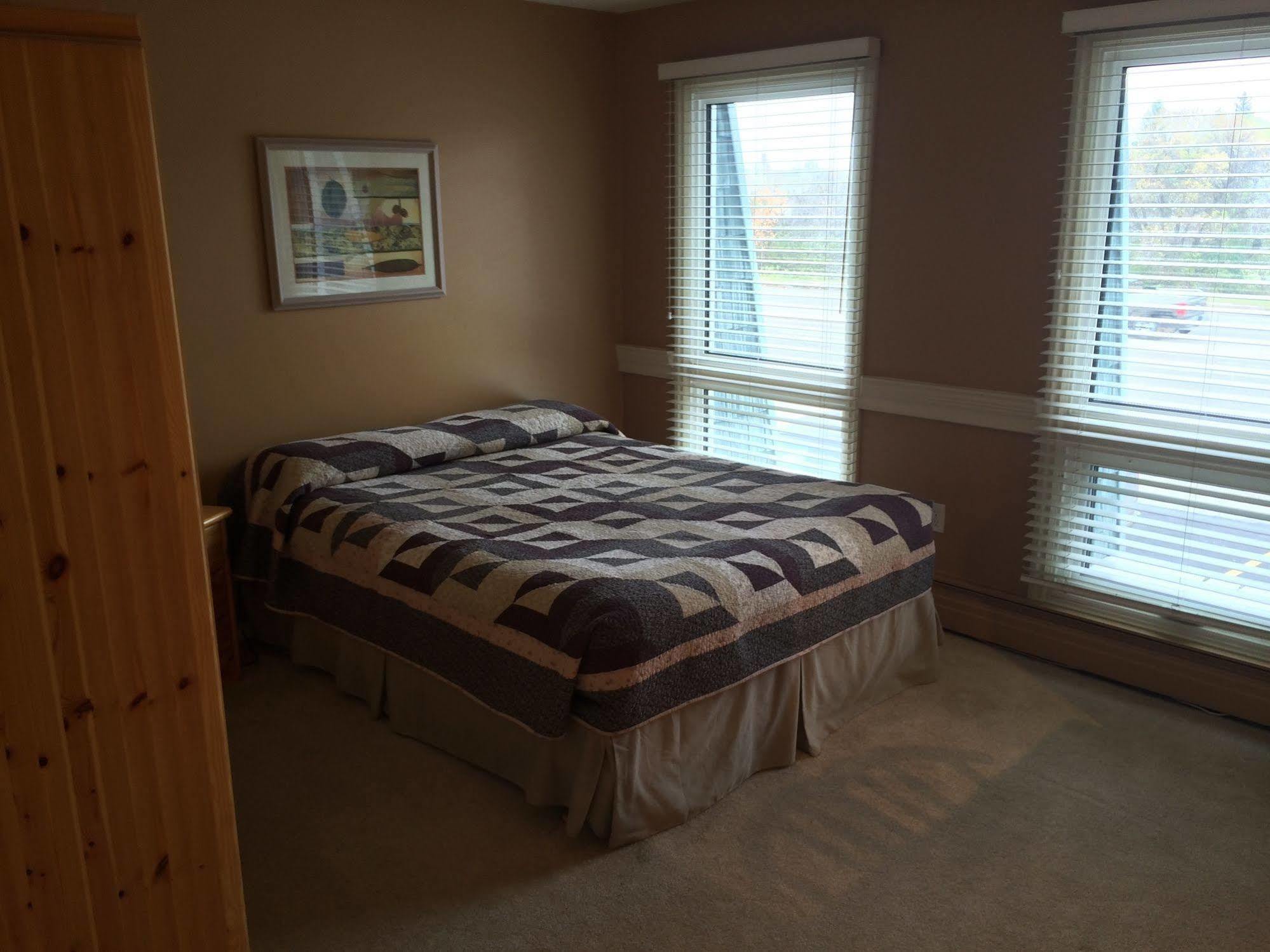 Laura'S Lodge Saskatoon Dış mekan fotoğraf